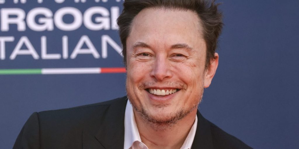 Elon Musk mengungkapkan alasan dia mendukung kelompok populis sayap kanan Jerman meskipun ada kaitannya dengan kelompok neo-Nazi — ‘Apakah itu terdengar seperti Hitler bagi Anda?’