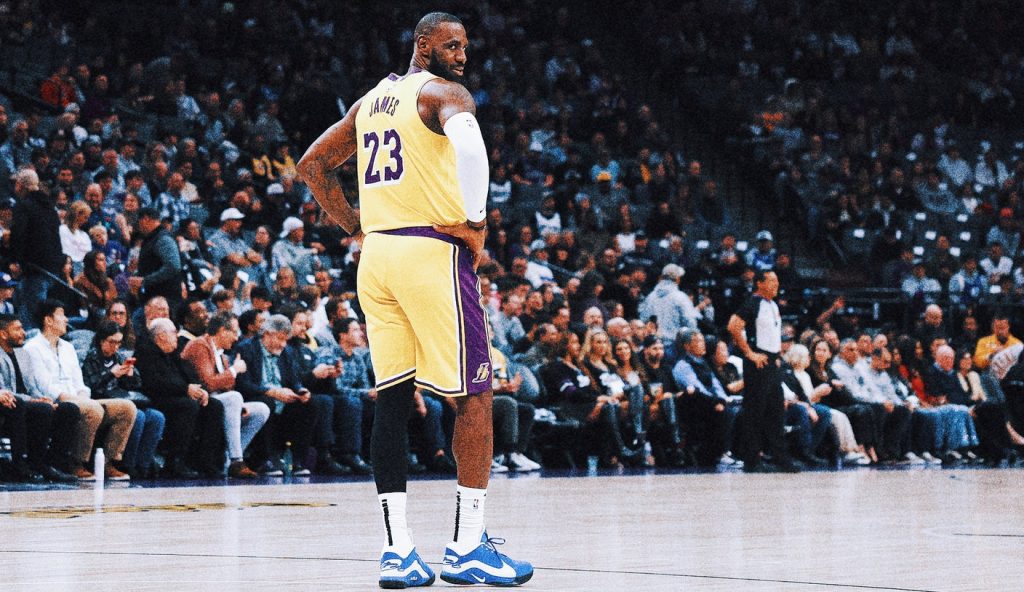 LeBron James memecahkan rekor Kareem Abdul-Jabbar untuk menit bermain musim reguler