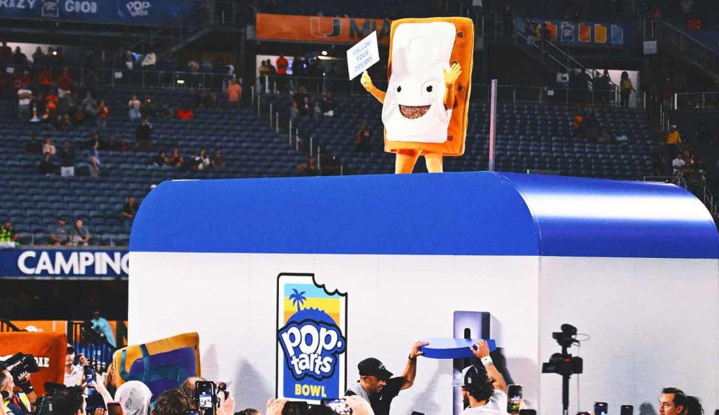 Rocco Becht dari Iowa State memenangkan MVP Pop-Tarts Bowl, mengirimkan Cinnamon Roll ke pemanggang roti