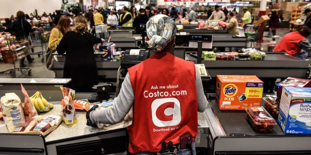 18.000 pekerja Costco mengancam akan mogok dan ‘tidak akan bekerja sehari setelah tanggal 31 Januari’ jika tuntutan kontrak mereka tidak dipenuhi