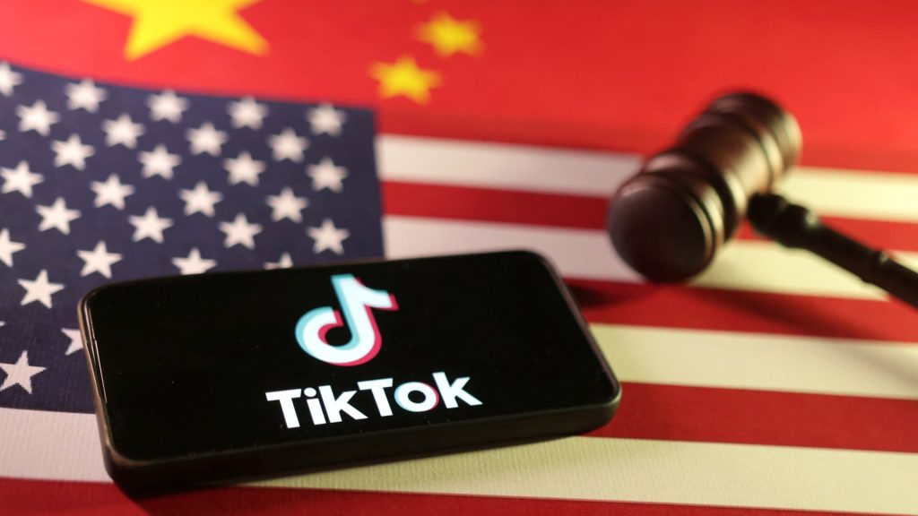 As TikTok faces U.S. ban, China’s RedNote tops Apple app store