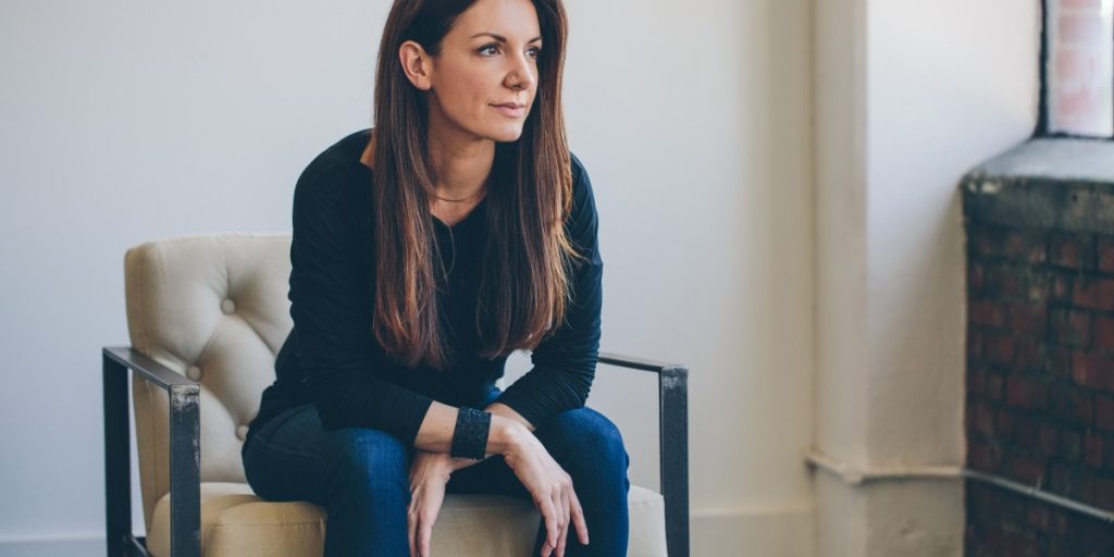 CEO AG1 Kat Cole bertujuan untuk menumbuhkan startup $ 600 juta di luar akar influencernya