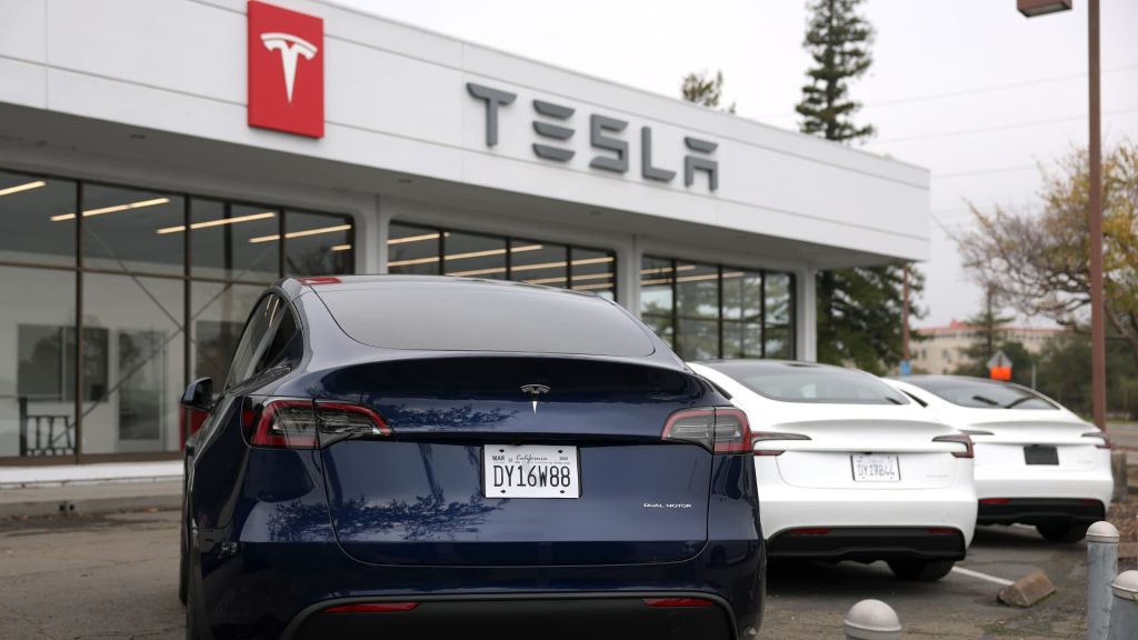 Former Tesla board member on why stock ‘might be a sell’ this year