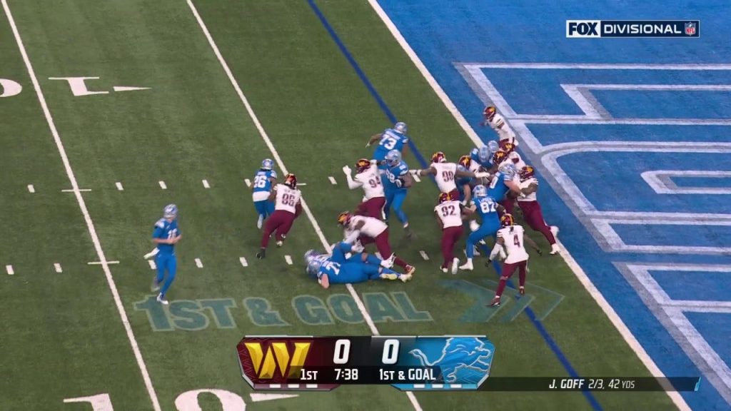 Lions memaksa down stop keempat, menyebabkan Jahmyr Gibbs TD memimpin lebih awal. vs Komandan | Sorotan NFL