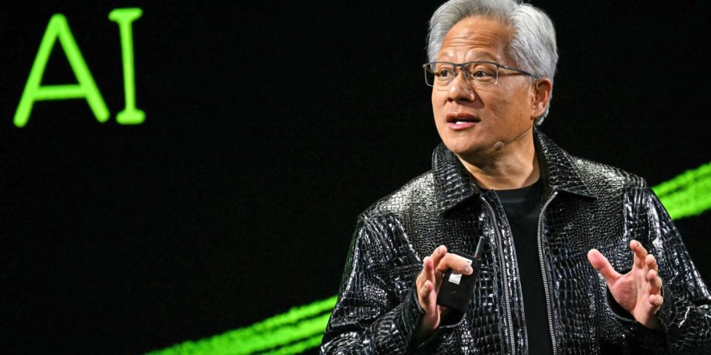 CEO NVIDIA Jensen Huang mengatakan agen AI akan menjadikan TI sebagai SDM masa depan