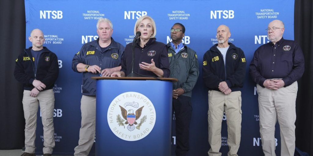 NTSB akan menyelidiki kecelakaan pesawat Washington DC. Begini caranya