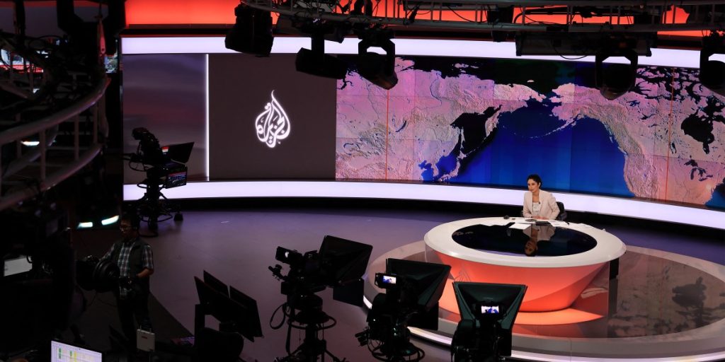 Otoritas Palestina menangguhkan siaran Al Jazeera yang ‘digunakan untuk menghasut teror’