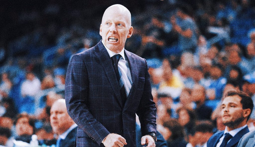 Pelatih UCLA Mick Cronin terlontar saat Bruins No. 22 jatuh ke Maryland 79-61