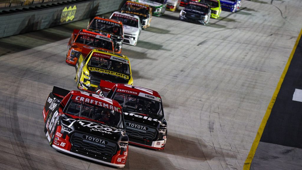 Seri Truk Pengrajin NASCAR: UNOH 200 Dipersembahkan Oleh Ohio Logistics Highlights