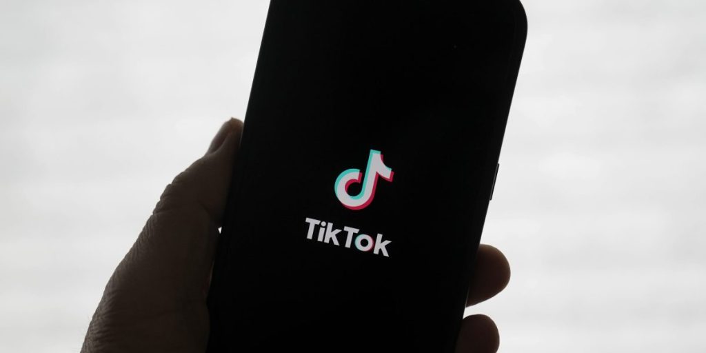 Tawaran tiktok dari kebingungan ai dapat memberi kita pemerintah 50% saham