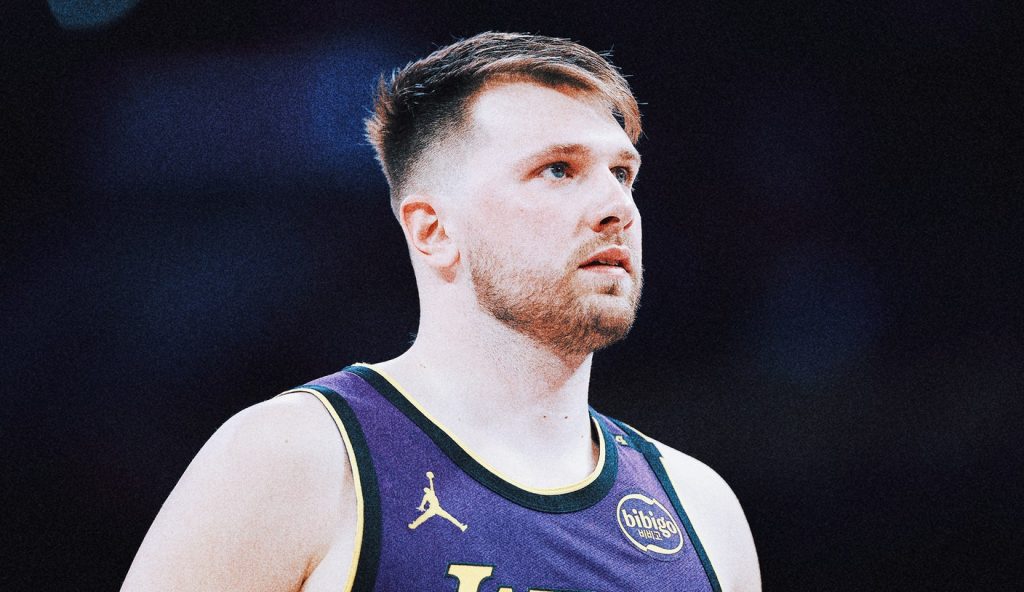 ‘Aneh’ dan ’emosional’: Luka Doncic senang reuni Mavs -nya ada di belakangnya