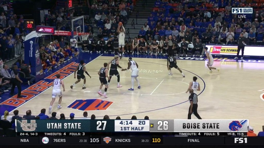 Boise State Tyson DeGenhart membuat 3-pointer untuk memimpin melawan Negara Bagian Utah