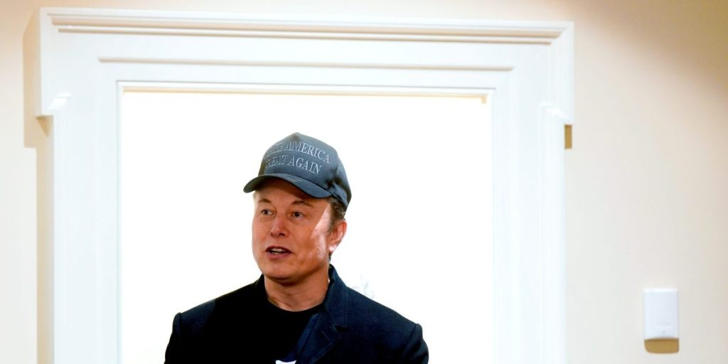 Elon Musk telah dipercayakan dengan pemotongan biaya federal. Sementara itu, bisnisnya telah mengumpulkan $ 38 miliar dana pemerintah yang dilaporkan – termasuk jutaan orang yang dipinjamkan ke Tesla ketika sedang berjuang