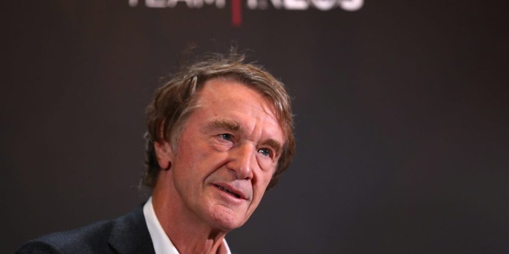 Ineos dalam memo hukum dengan tim rugby Selandia Baru karena kelompok Sir Jim Ratcliffe menyalahkan biaya energi tinggi untuk mencoba menyesuaikan sponsor bernilai jutaan dolar