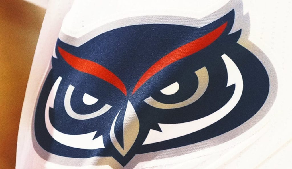 Itu nyata dan spektakuler: Florida Atlantic Owls yang menampung ‘Seinfeld Night’