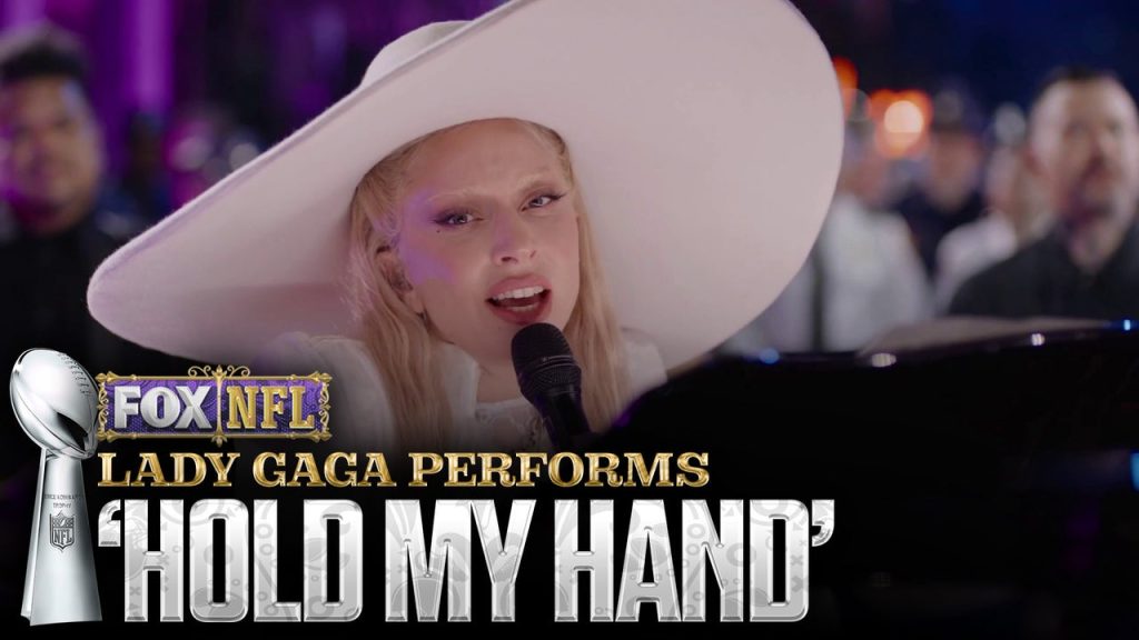 Lady Gaga melakukan ‘Hold My Hand’ di depan Super Bowl Lix | NFL di Fox