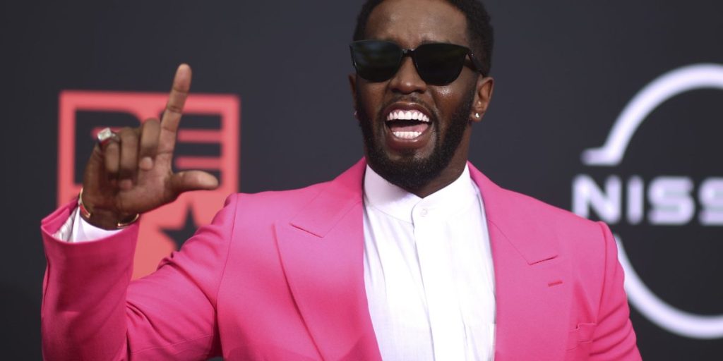 Sean ‘Diddy’ Combs menggugat NBC atas film dokumenter, menyebutnya upaya jahat untuk melukisnya sebagai ‘perwujudan Lucifer’