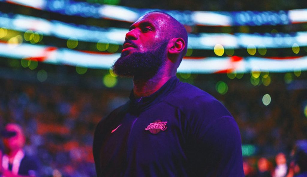 LeBron James menjadi pemain pertama yang mencapai 50.000 poin NBA karir