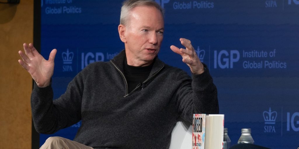 Mantan CEO Google Eric Schmidt terdengar alarm atas ‘Proyek Manhattan’ untuk AI Superintelligent