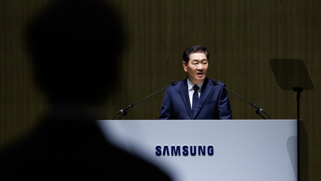 Samsung CEO says company will pursue deals as it struggles for growth